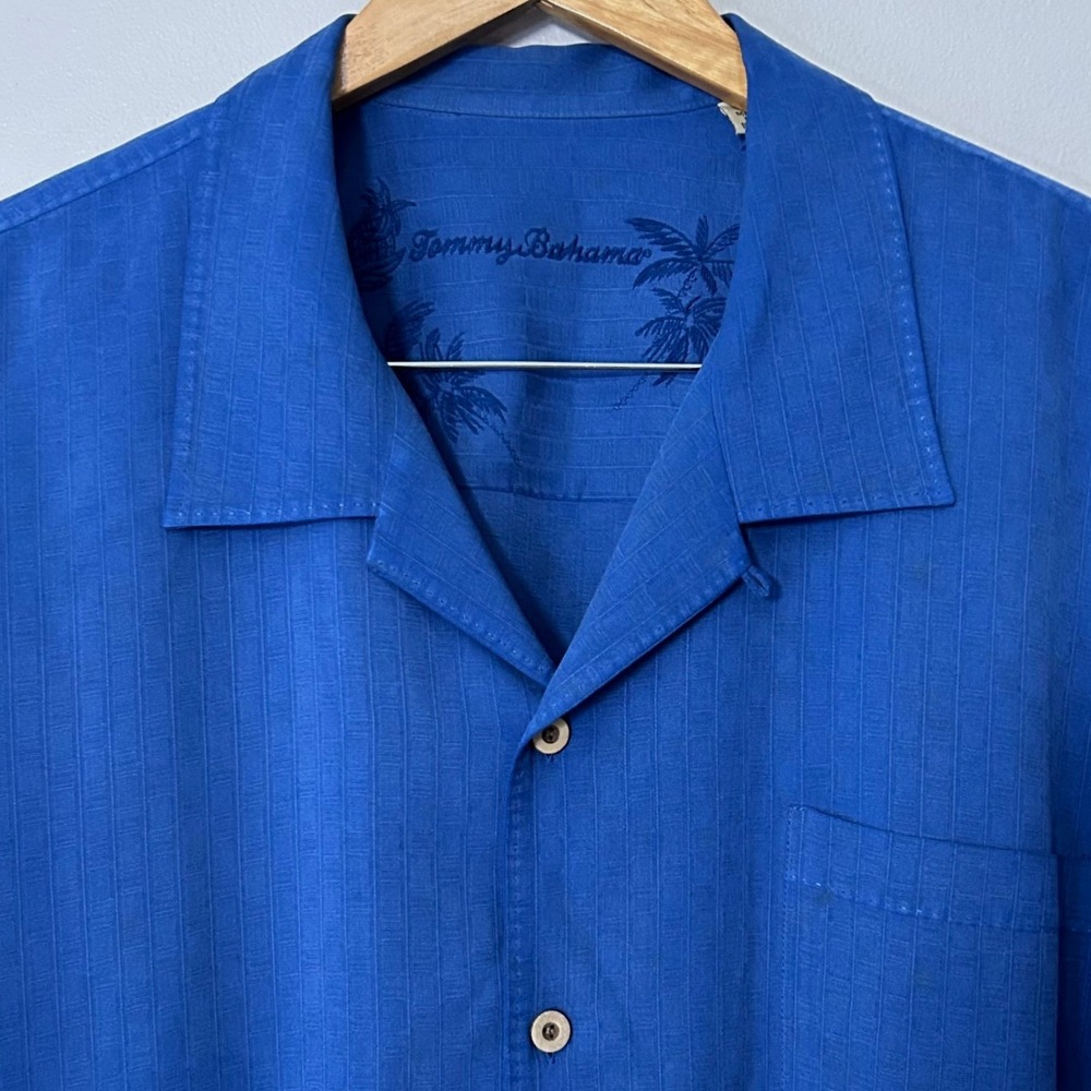 Tommy Bahama Silk Shirt Mens XXL Blue 100% Silk Textured Camp Collar Hawaiian